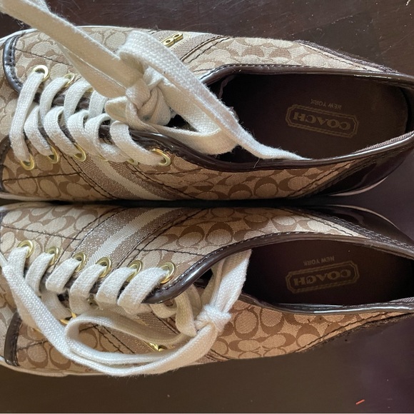 Coach sneakers. Style is Frances. Good condition. - Picture 3 of 5